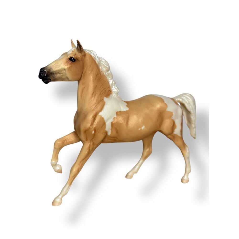 Breyer Horses Black Beauty‎ Classic Mold Pinto Palomino #664 Retired Collectible